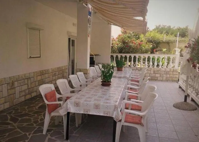 Hébergement de vacances Mile Excellent Location Close To Rab