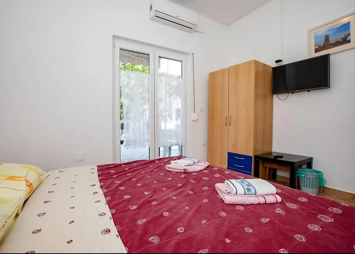 Hébergement de vacances Mile Excellent Location Close To Rab Rab Town